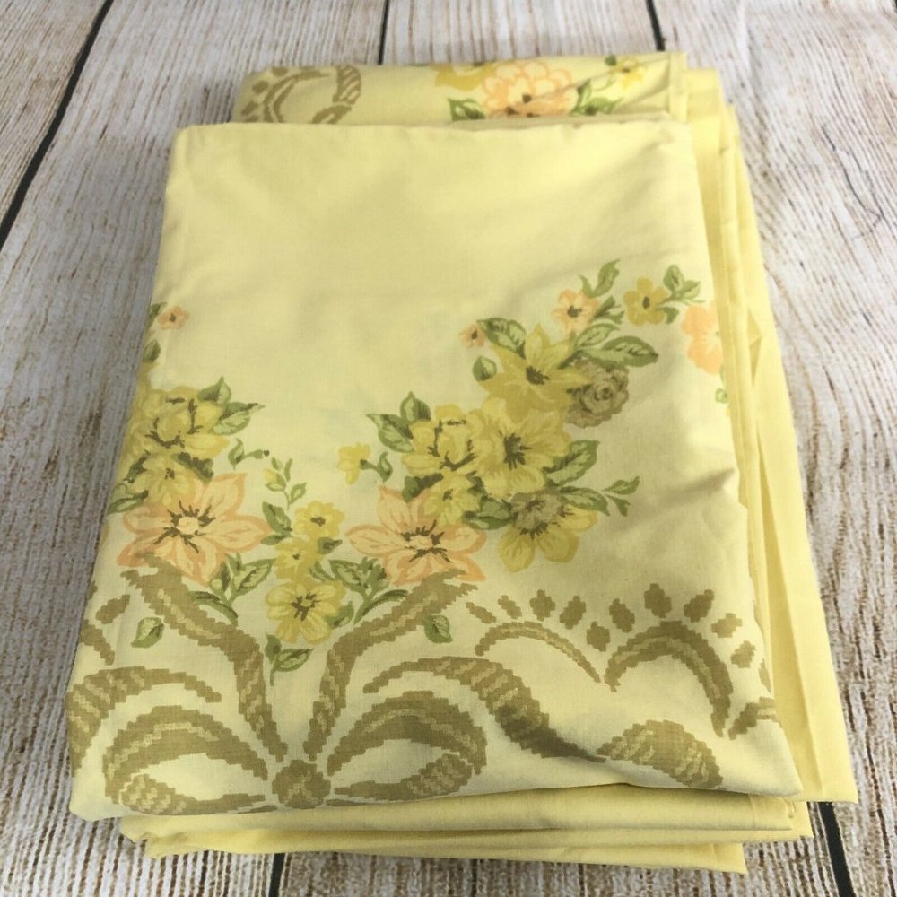Vtg Percale Yellow Floral Twin Flat Sheet w/ Standard Pillowcase Cottagecore - Picture 5 of 6